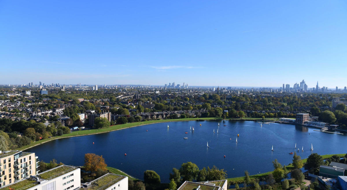 伦敦·伍贝里湖景苑 Woodberry Down 外立面